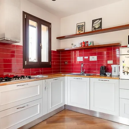 Piella Panoramic Rooftop Apartment