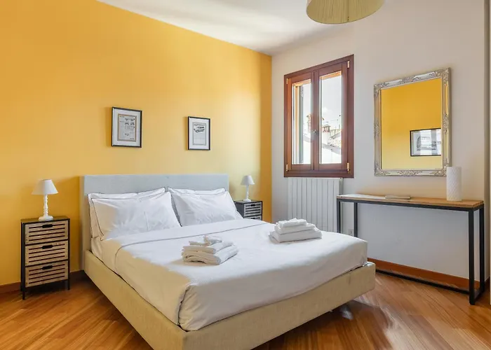 Piella Panoramic Rooftop Bologna