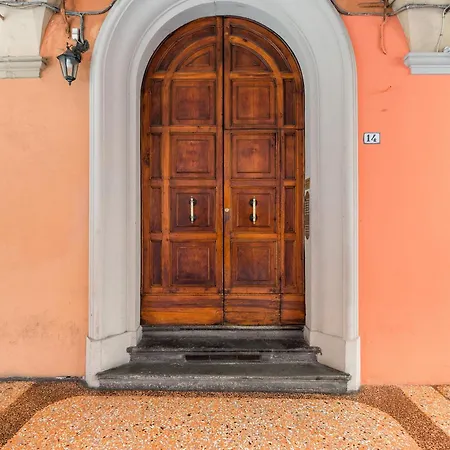 Piella Panoramic Rooftop Болонья